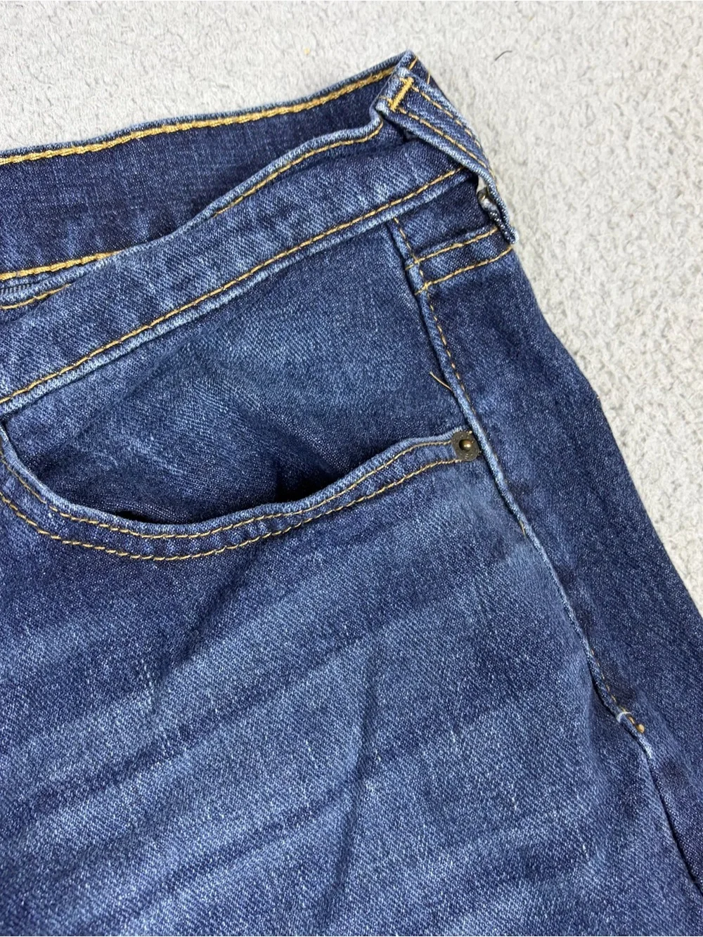 Vintage Levi's 505 Jeans Men's 34x30 Straight Leg Blue Denim Red Tab 1996